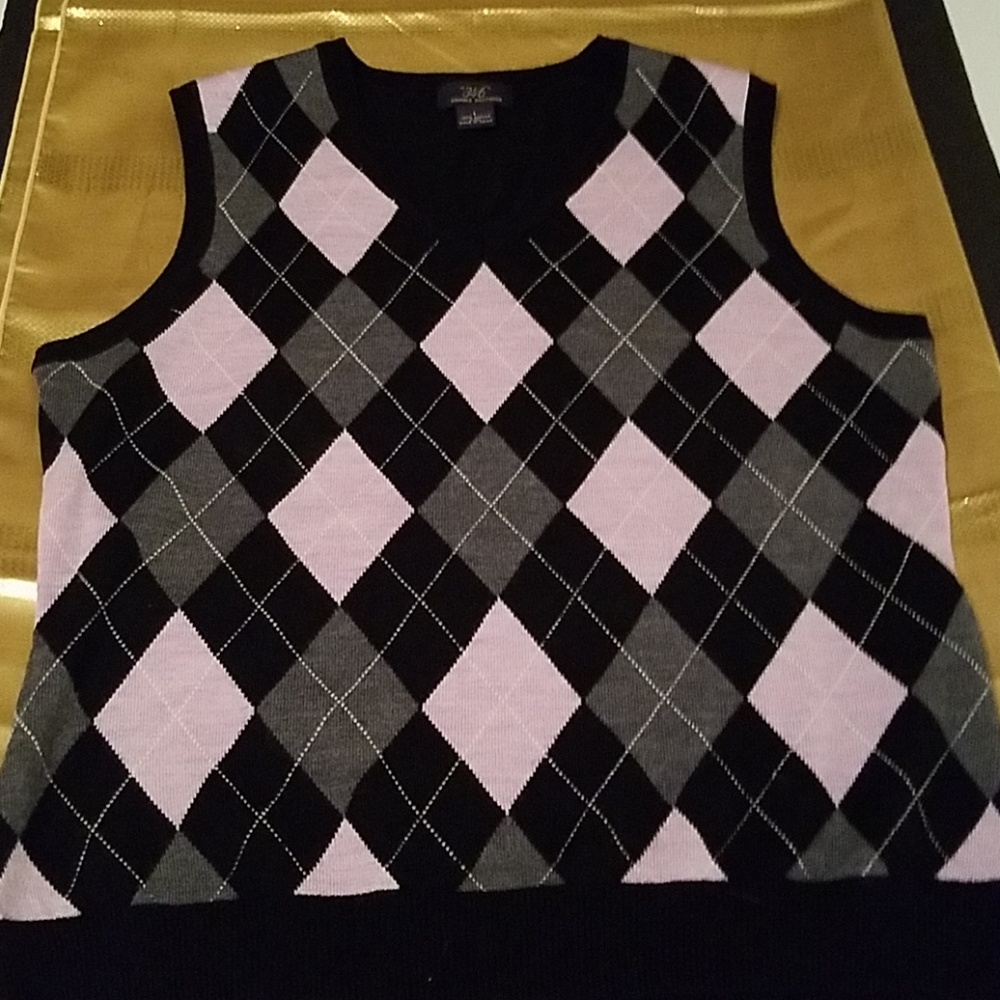 "346" Brooks Brothers sleeveless argyle sweater